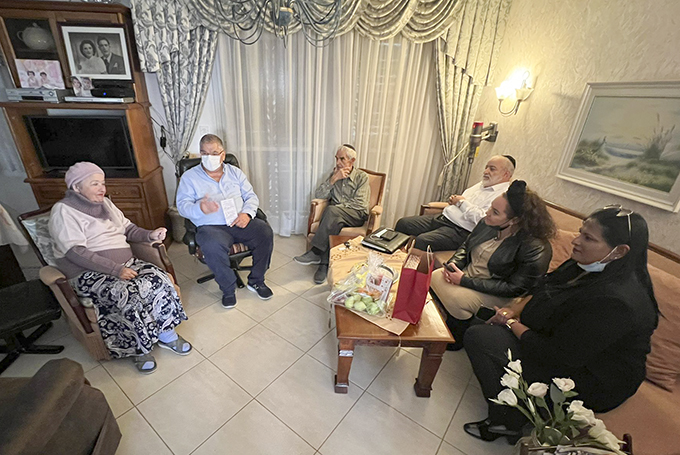 מוסיפים אור ביחד